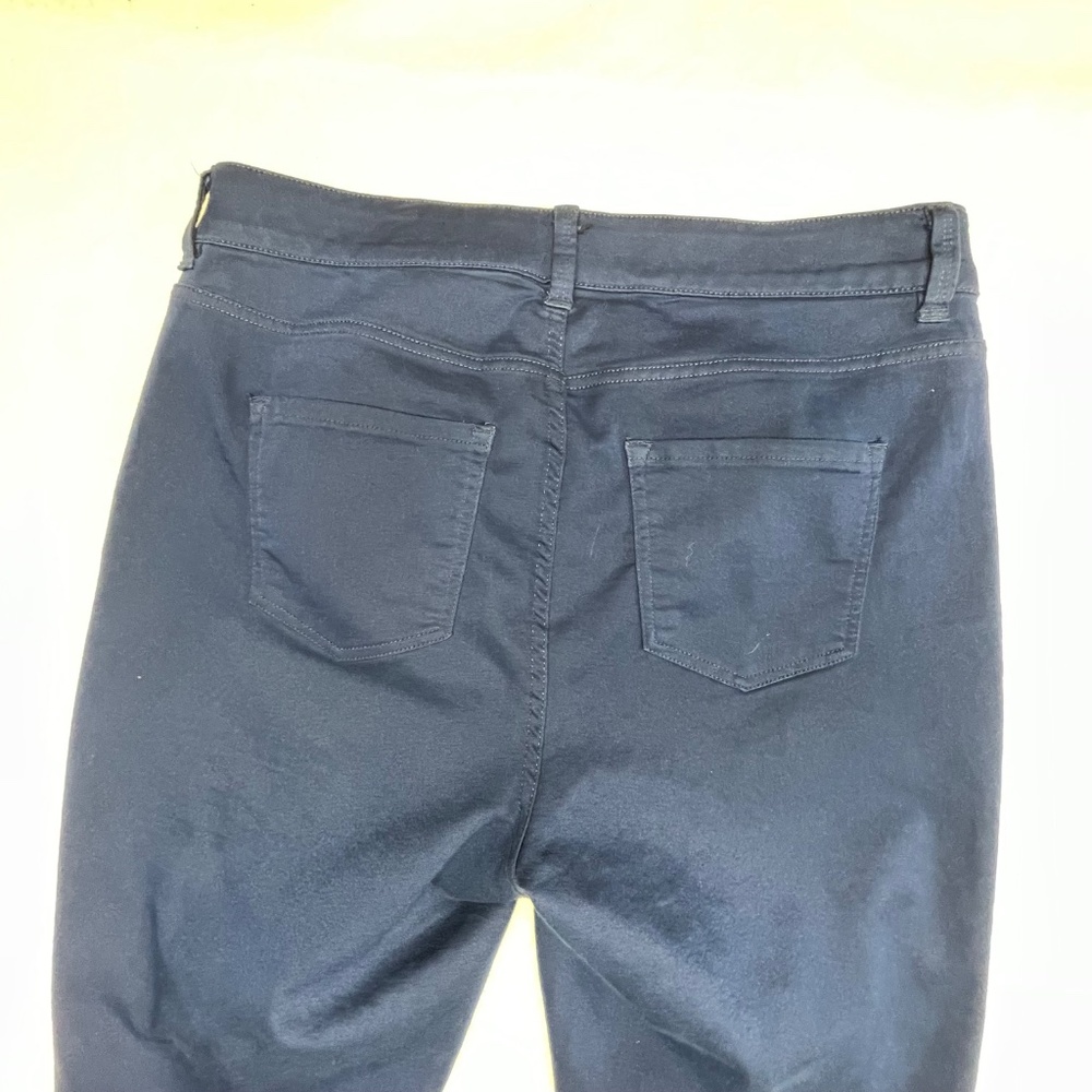 NWT Woman’s Liz Claiborne, Size 14 Blue, Pants - Picture 4 of 10